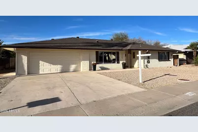 12418 W Sonnet Drive, Sun City West, AZ 85375 - Photo 2