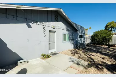 3720 W Mauna Loa Lane, Phoenix, AZ 85053 - Photo 2