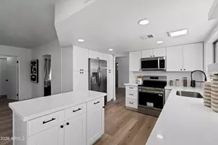 10617 N 47th Ln, Glendale, AZ 85304 - Photo 4