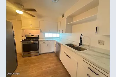 1101 E Bethany Home Road #16, Phoenix, AZ 85014 - Photo 4