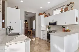 7217 E Canyon Wren Dr, Gold Canyon, AZ 85118 - Photo 8