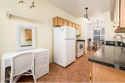 14950 W Mountain View Boulevard #2308, Surprise, AZ 85374 - Photo 10