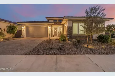 8743 W Wagon Wheel Drive, Glendale, AZ 85305 - Photo 2