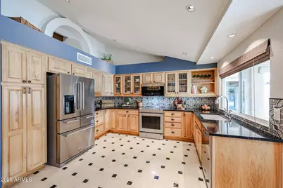 12448 N 76th Street, Scottsdale, AZ 85260 - Photo 4