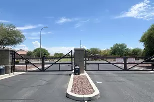 6237 W Orchid Ln, Glendale, AZ 85302 - Photo 8