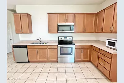 6237 W Orchid Lane, Glendale, AZ 85302 - Photo 4