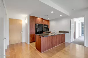 7151 E Rancho Vista Dr, Scottsdale, AZ 85251 - Photo 2