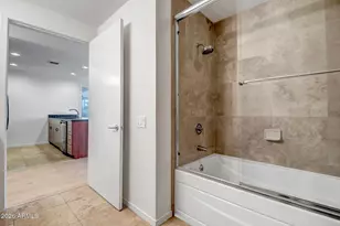 7151 E Rancho Vista Dr, Scottsdale, AZ 85251 - Photo 20