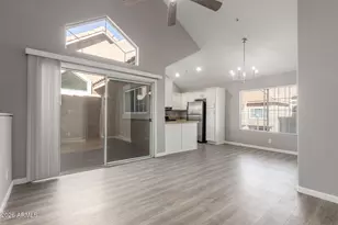 1633 E Lakeside Dr, Gilbert, AZ 85234 - Photo 4