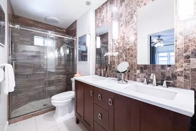 99 W Holly Street, Phoenix, AZ 85003 - Photo 38