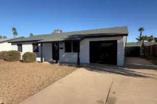 3640 E Ludlow Dr, Phoenix, AZ 85032 - Photo 2