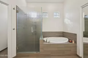 2223 E Branham Ln, Phoenix, AZ 85042 - Photo 14