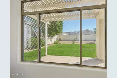 2223 E Branham Lane, Phoenix, AZ 85042 - Photo 10