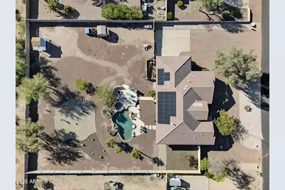 19337 W Huron Lane, Buckeye, AZ 85326 - Photo 4