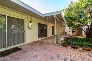 942 E Laguna Dr, Tempe, AZ 85282 - Photo 32