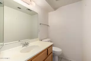 942 E Laguna Dr, Tempe, AZ 85282 - Photo 24