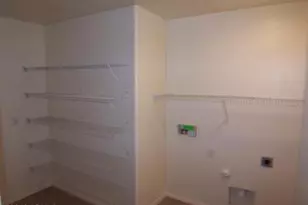 3217 W Pleasant Ln, Phoenix, AZ 85041 - Photo 10