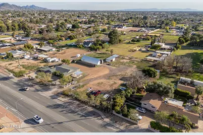 4901 W Greenway Road, Glendale, AZ 85306 - Photo 36