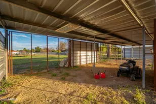 4901 W Greenway Rd, Glendale, AZ 85306 - Photo 34