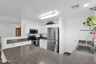 36562 W Nina St, Maricopa, AZ 85138 - Photo 10