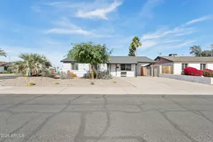 3224 E Friess Dr, Phoenix, AZ 85032 - Photo 2