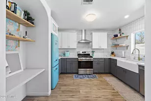 2825 N Greenfield Rd, Phoenix, AZ 85006 - Photo 10