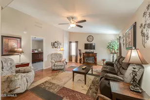 918 E Lincolnwood Cir, Casa Grande, AZ 85194 - Photo 1