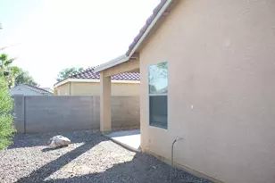 2716 W Allens Peak Dr, San Tan Valley, AZ 85144 - Photo 22