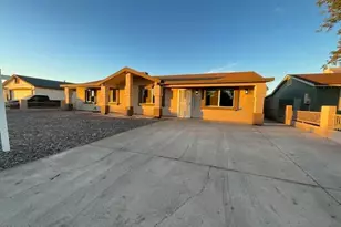 8052 W Pierson St, Phoenix, AZ 85033 - Photo 1