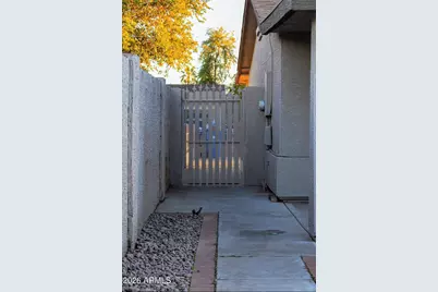 8052 W Pierson Street, Phoenix, AZ 85033 - Photo 36
