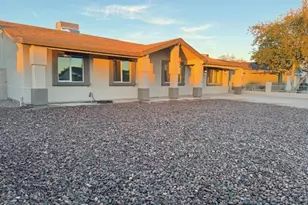 8052 W Pierson St, Phoenix, AZ 85033 - Photo 4