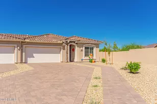 25046 N 174th Ave, Surprise, AZ 85387 - Photo 2