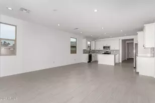 8302 N 54th Dr, Glendale, AZ 85302 - Photo 8