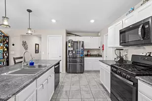 27240 N 172nd Ave, Surprise, AZ 85387 - Photo 26