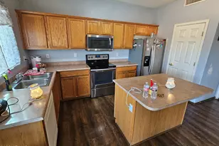 1417 S 123rd Dr, Avondale, AZ 85323 - Photo 2