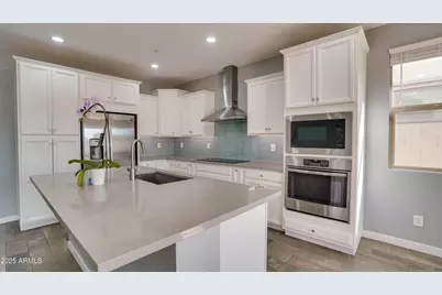 3871 E Loma Vista Street, Gilbert, AZ 85295 - Photo 10