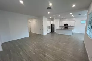 16776 W Vereda Solana Dr., Surprise, AZ 85387 - Photo 4