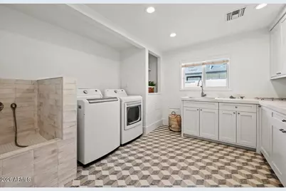 4525 E Calle Ventura --, Phoenix, AZ 85018 - Photo 34