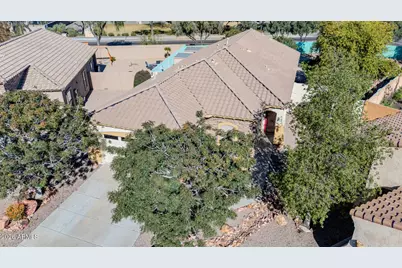 17102 W Saguaro Lane, Surprise, AZ 85388 - Photo 34