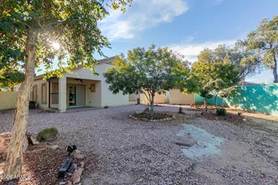 17102 W Saguaro Lane, Surprise, AZ 85388 - Photo 28