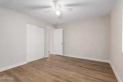 914 S 30th Drive, Phoenix, AZ 85009 - Photo 1