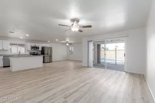 7226 W Sunnyslope Ln, Peoria, AZ 85345 - Photo 8