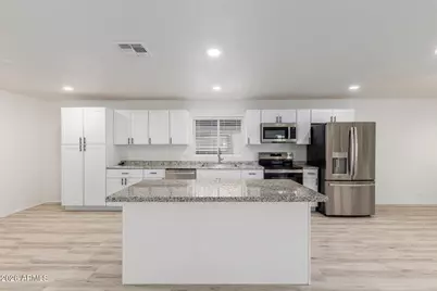 7226 W Sunnyslope Lane, Peoria, AZ 85345 - Photo 16