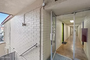 355 E Thomas Rd, Phoenix, AZ 85012 - Photo 10