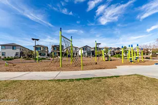 5740 W Raymond St, Phoenix, AZ 85043 - Photo 40