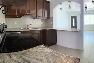 1117 E Sunnyslope Ln, Phoenix, AZ 85020 - Photo 2