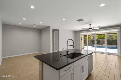 24214 N 23rd Way, Phoenix, AZ 85024 - Photo 10