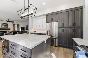 6429 E Claire Dr, Scottsdale, AZ 85254 - Photo 2