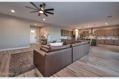 13568 W Phacelia Lane, Peoria, AZ 85383 - Photo 12