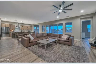 13568 W Phacelia Lane, Peoria, AZ 85383 - Photo 4